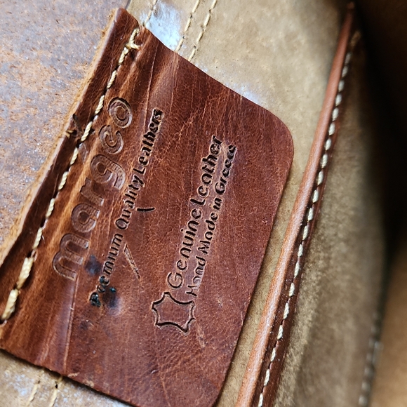 Beautiful NWT Italian Leather Handmade Unisex Crossbody Bag 🤎🇮🇹 - Picture 11 of 16